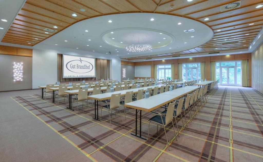 Hotel Gut Brandlhof Saalfelden Bagian luar foto