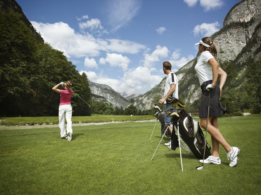 Hotel Gut Brandlhof Saalfelden Bagian luar foto