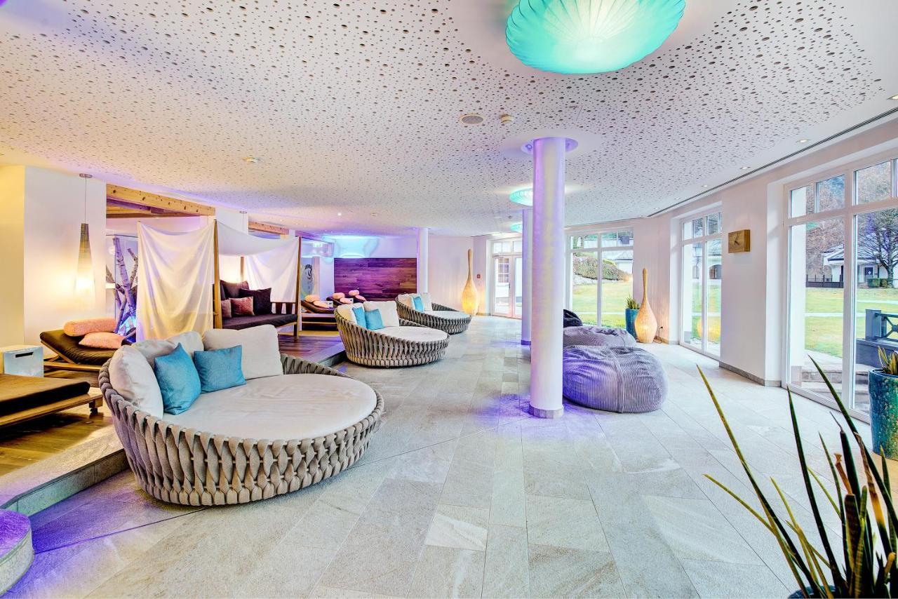 Hotel Gut Brandlhof Saalfelden Bagian luar foto