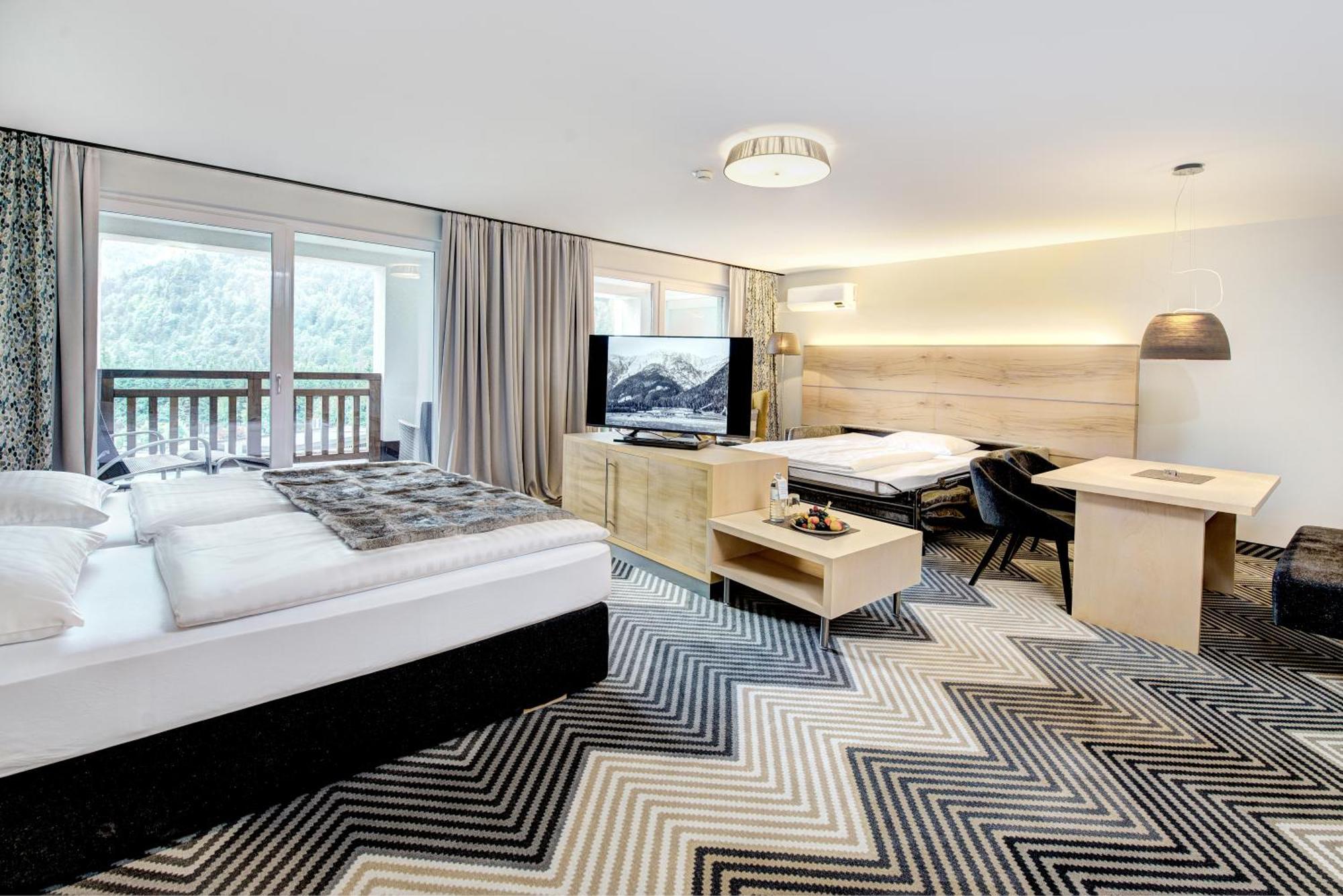 Hotel Gut Brandlhof Saalfelden Bagian luar foto