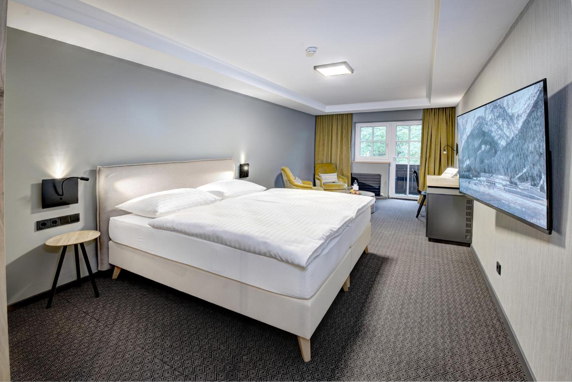 Hotel Gut Brandlhof Saalfelden Bagian luar foto